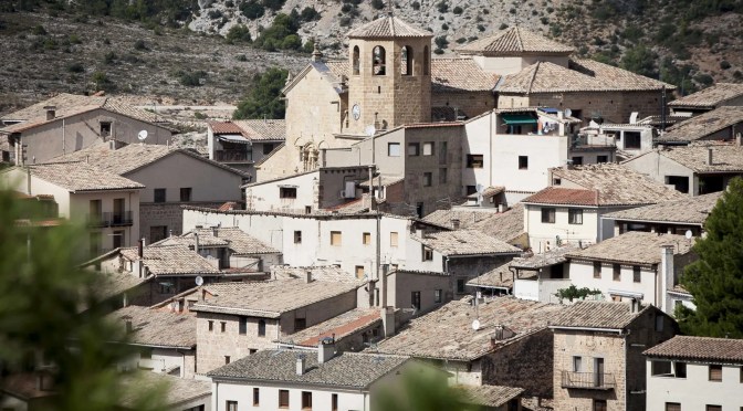 Podcast. Desafíos del mundo rural: la falta de vivienda habitable, accesible y disponible.